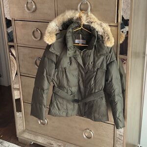 Women's Olive Green Puffer Jacket with  Hood,size м
